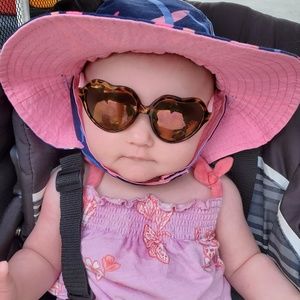 Meet your Posher, Caitlin